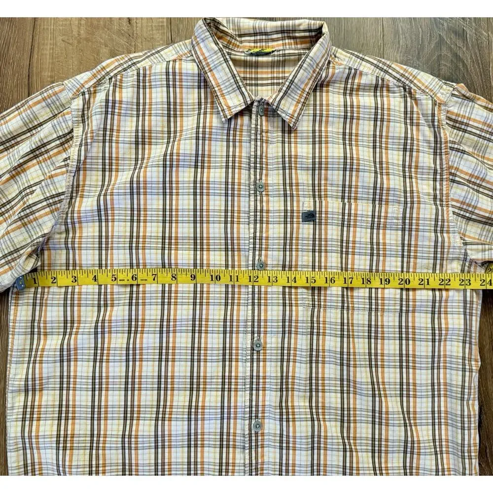 The North Face Men’s Beige Multi Color‎ Plaid Short Sleeve Button Down Size XL